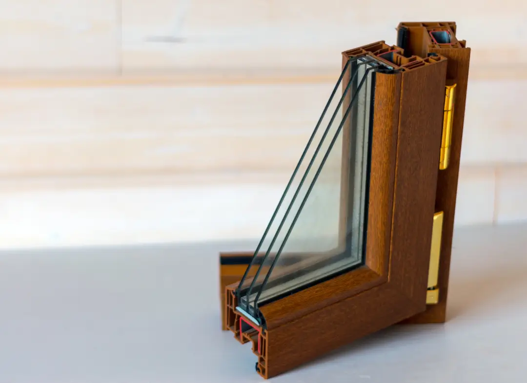 Installation de fenêtre en bois sur mesure Auterive